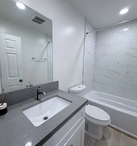 1409 N Hobart Blvd #101 — Photo 9