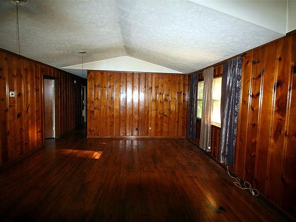 2nd image of 4116 Church Dr