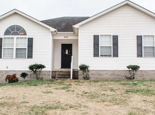 702 Fern Hill St, Bowling Green, KY 42101