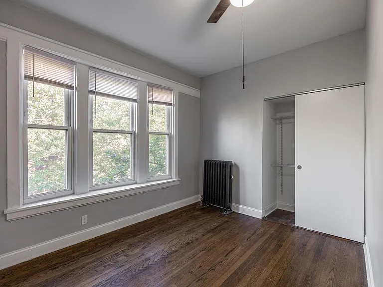 1251 W Rosemont Ave #1 — Photo 8