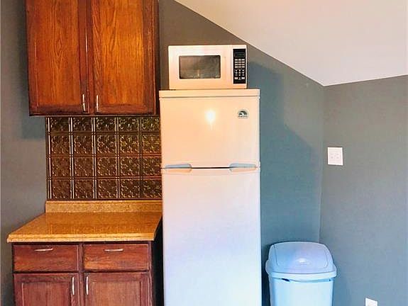 5th image of 1293 Jackson Ave Unit Up