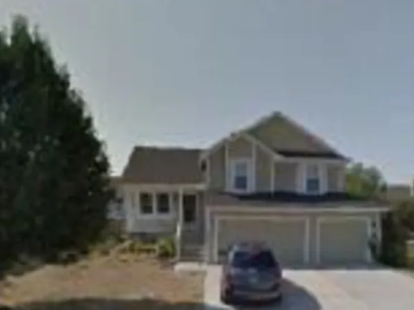 1252 SE Princeton Dr, Lees Summit, MO 64081