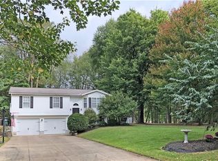 1211 Kingston Rd, Uniontown, OH 44685