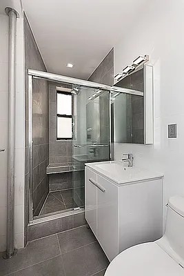 Rented by Voro, LLC | media 9