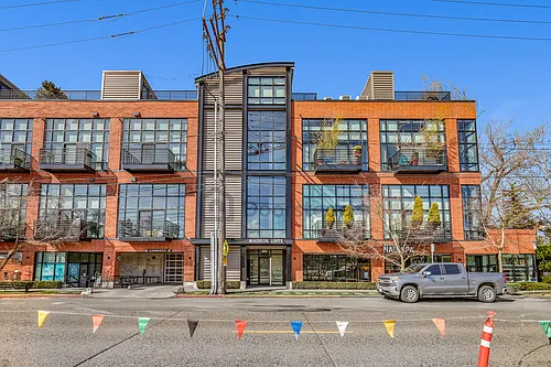 2914 E Madison St #309 Photo 1