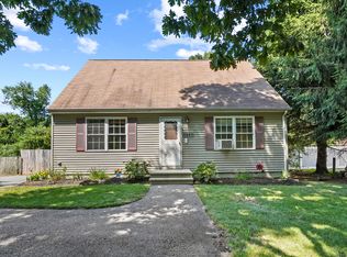 1897 Upper Maple St, Killingly, CT 06241