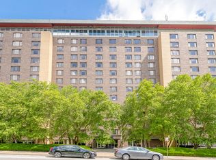 600 E 8th St APT 9L, Kansas City, MO 64106