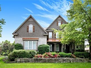 14914 Outlook Ln, Overland Park, KS 66223