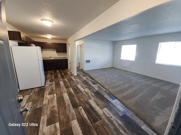 615 S Lucas Ave #1, Eagle Grove, IA 50533