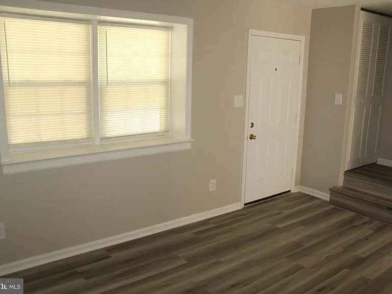 731 Denton Cir — Photo 9