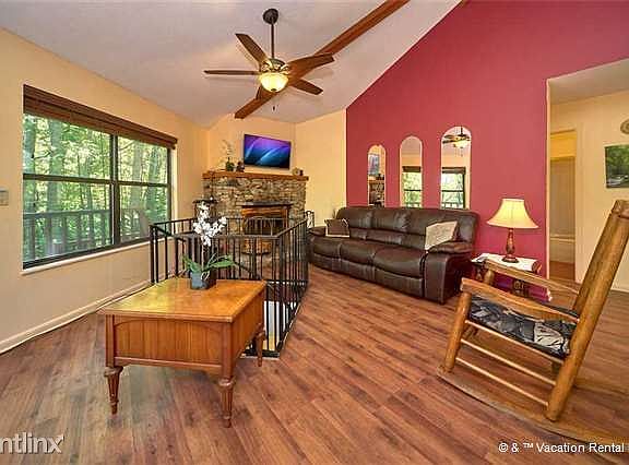 A delightful cabin in the woods