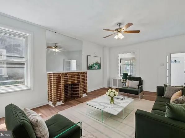 627 Walnut St, Darby, PA 19023