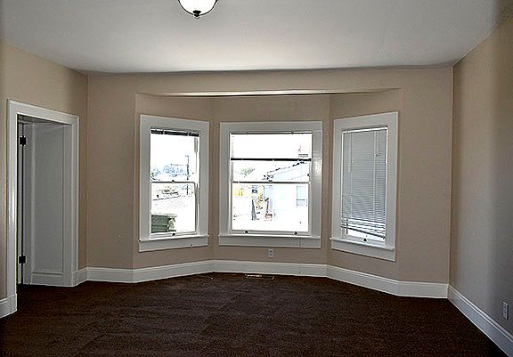 3rd image of 621 Georgia St APT 1