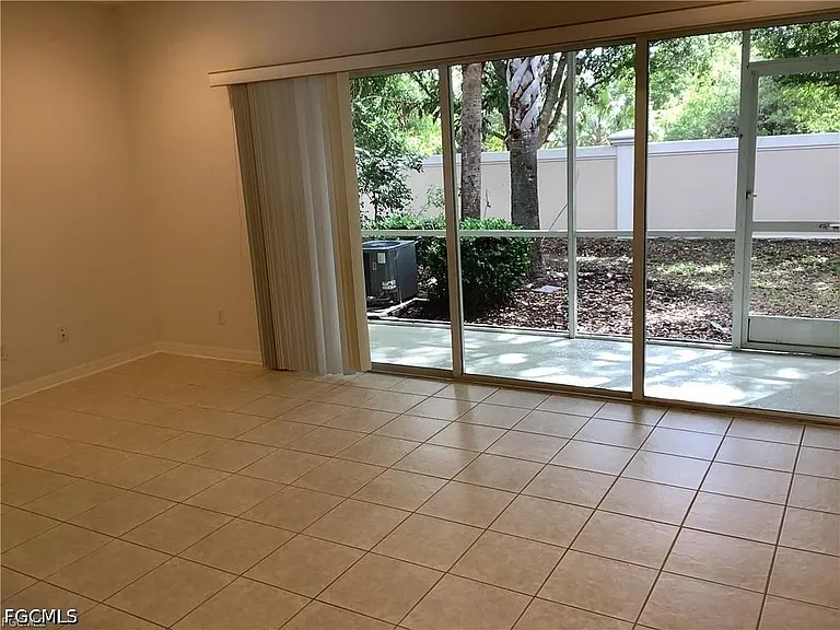 8567 Athena Ct — Photo 5
