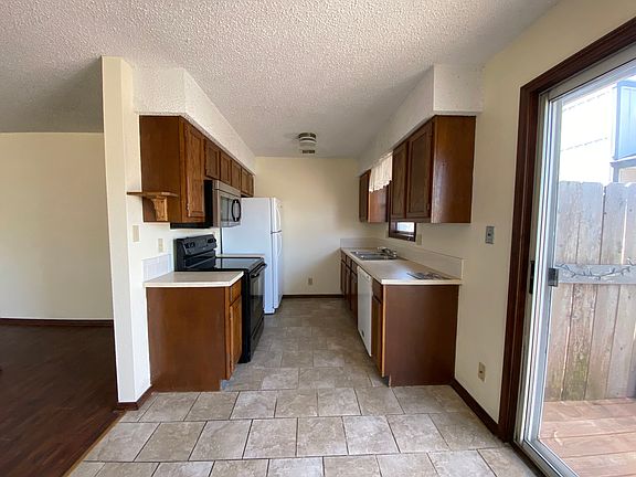 3rd image of 1711 E 24th Ave APT B