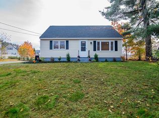 4 Robin Lane, Nashua, NH 03064