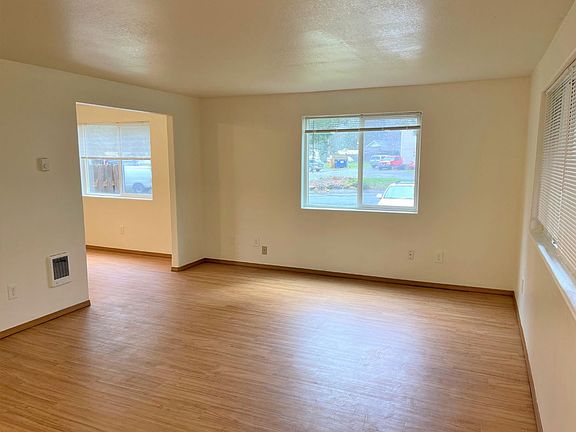 2nd image of 1306 Tyee Ct Unit 1