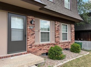 6650 Holcomb Cir, Des Moines, IA 50322