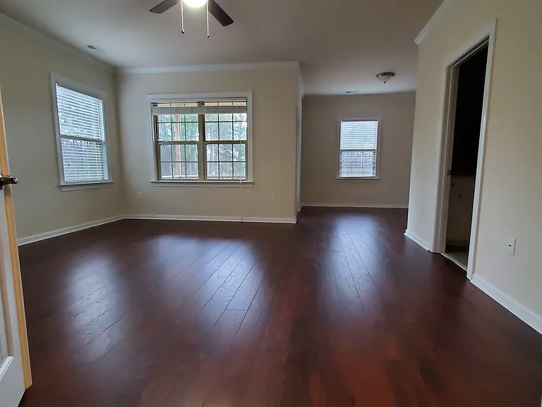 412 Daylin Dr — Photo 29