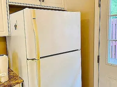 2 bed, 1092 sqft, $1,300 — Photo 3
