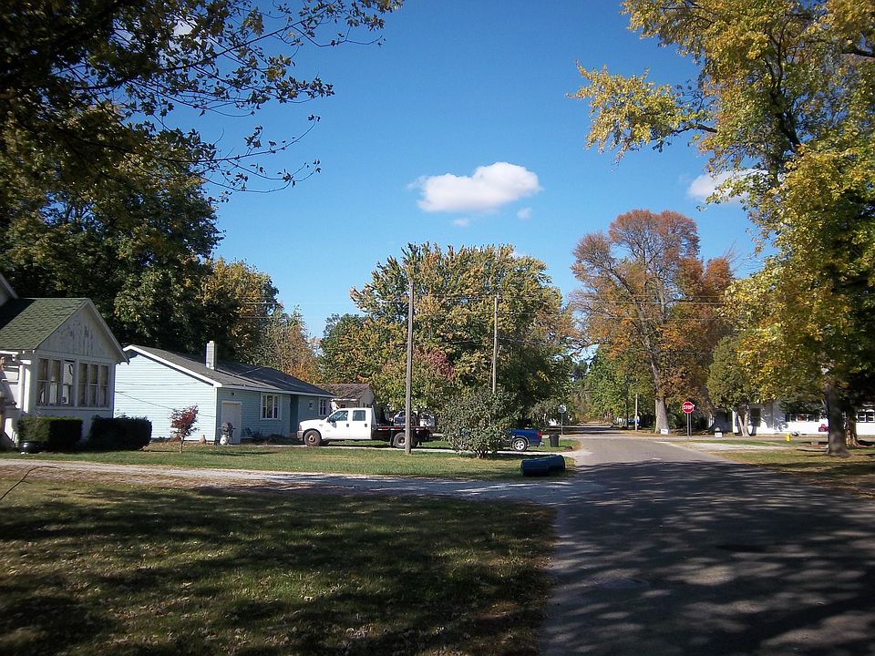 218 N Milton St, Rensselaer, IN 47978 Zillow