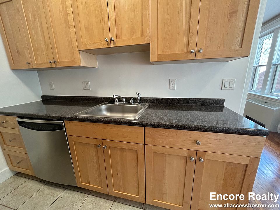 3 Langdon Sq Cambridge MA Zillow