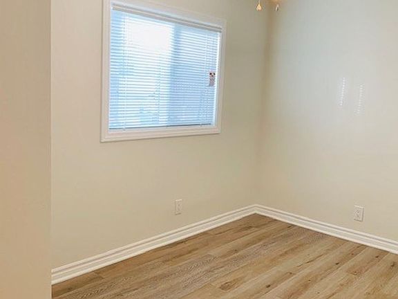 2nd image of 212 Vista Bonita Ave