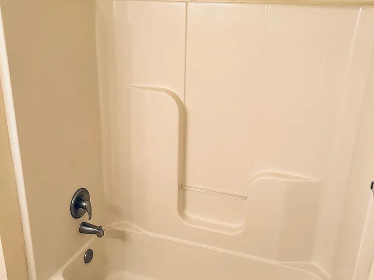 913 Westridge Dr #10 — Photo 18