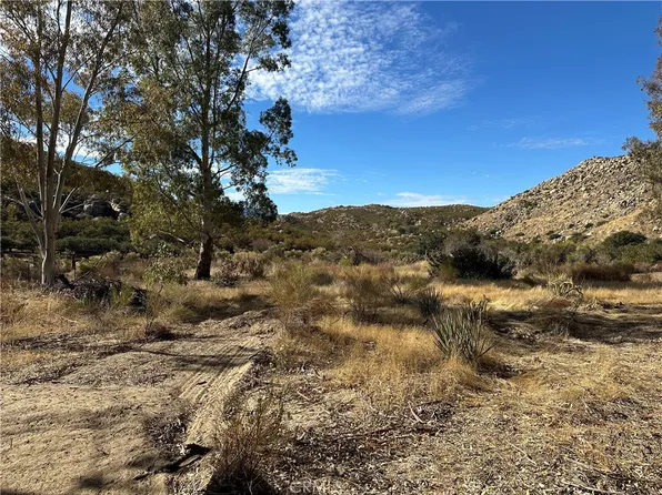 48610 Secret Falls Rd, Aguanga, CA 92536