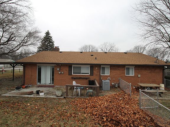 5th image of 2955 S Parker Ave