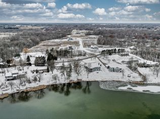 7563 255th St, Wyoming, MN 55092