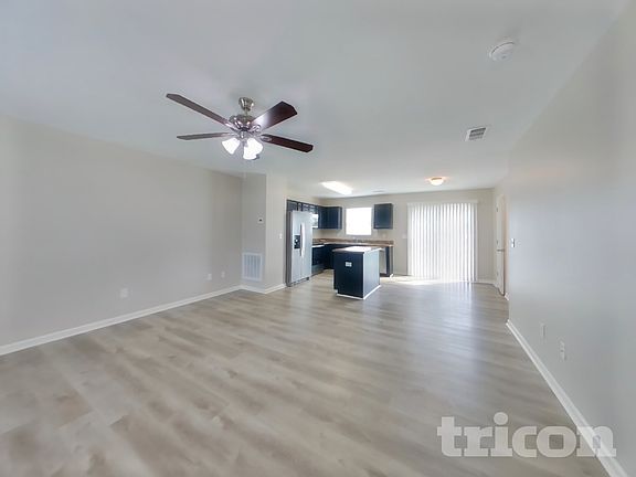 2nd image of 1868 Belle Arbor Dr