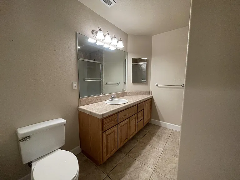 1 La Casa Ct — Photo 12