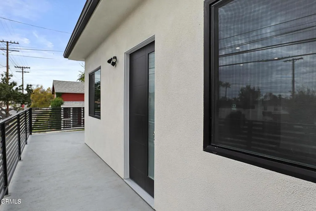 2 bed, 2.0 bath, 1000 sqft, $3,795 — Photo 3