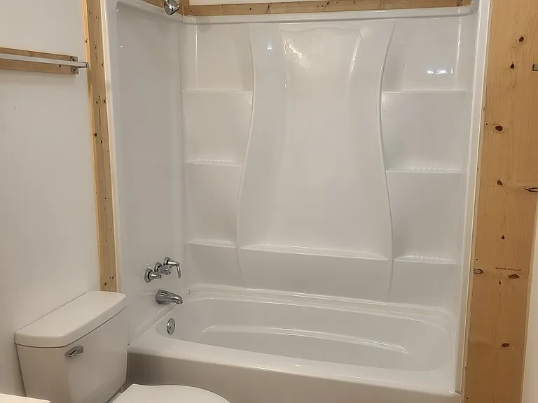 320 W North St #320 — Photo 7