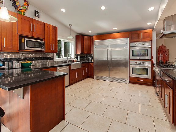 4th image of 6611 238th Ave NE
