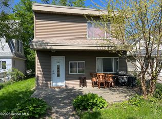 2834 Broadway, Schenectady, NY 12306