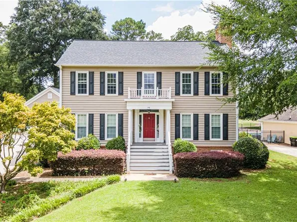 148 White Oak Dr, Newnan, GA 30265