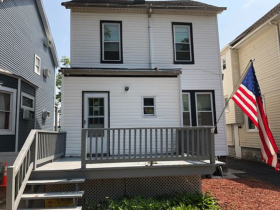 3rd image of 9 Margaret Ct