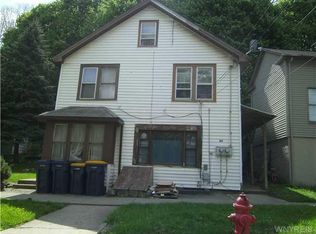 94 Garden St, Lockport, NY 14094