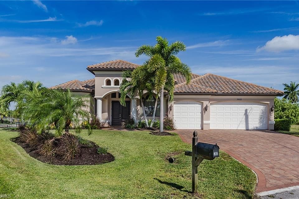 1st image of 3902 SW 25th Pl