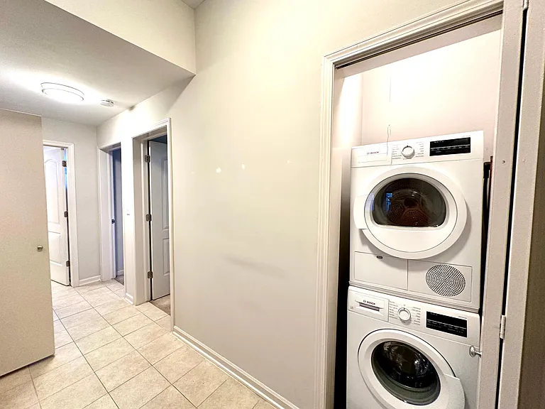 617 W Drummond Pl #3BW — Photo 11