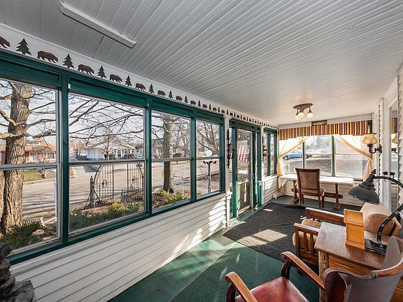 Enclosed Porch