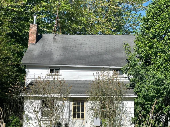 1114 N Center St, Bangor, MI 49013