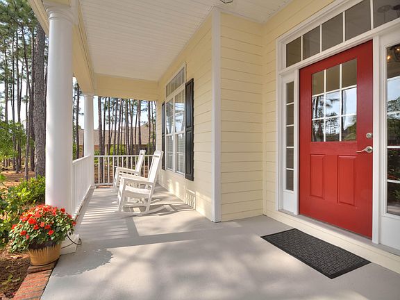 2nd image of 3647 W Medinah Avenue SE