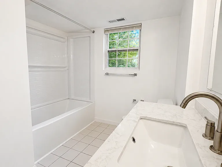 104 Middlesex Rd #2 — Photo 20