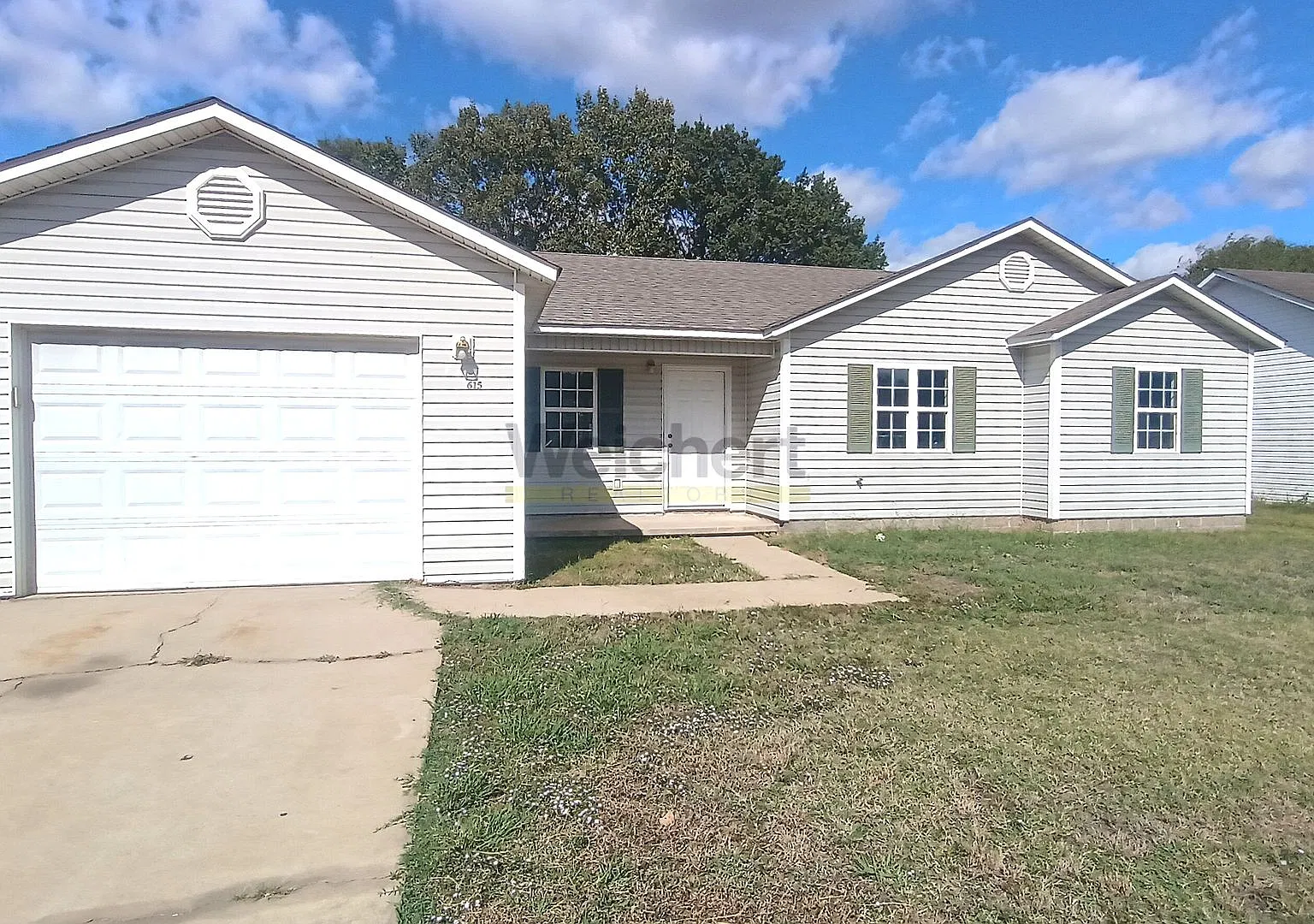 3 bedroom, 2 bath on a dead-end street — Photo 1