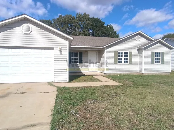 615 Meadow Ln, Paragould, AR 72450