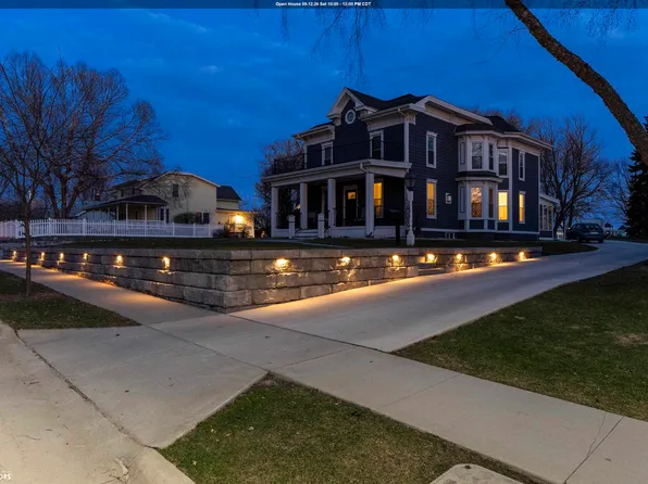 1417 Main Ave, Clear Lake, IA 50428