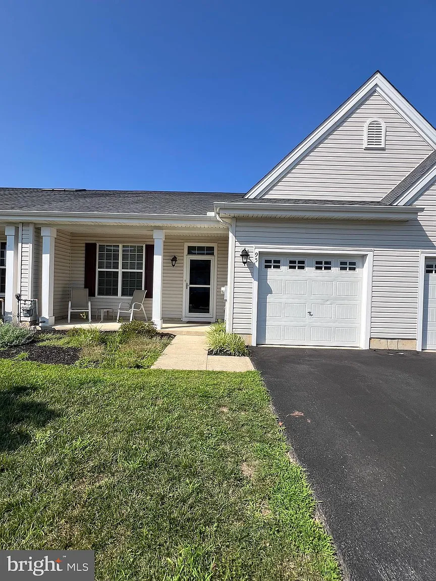 95 Grand National Ln #3 photo 1